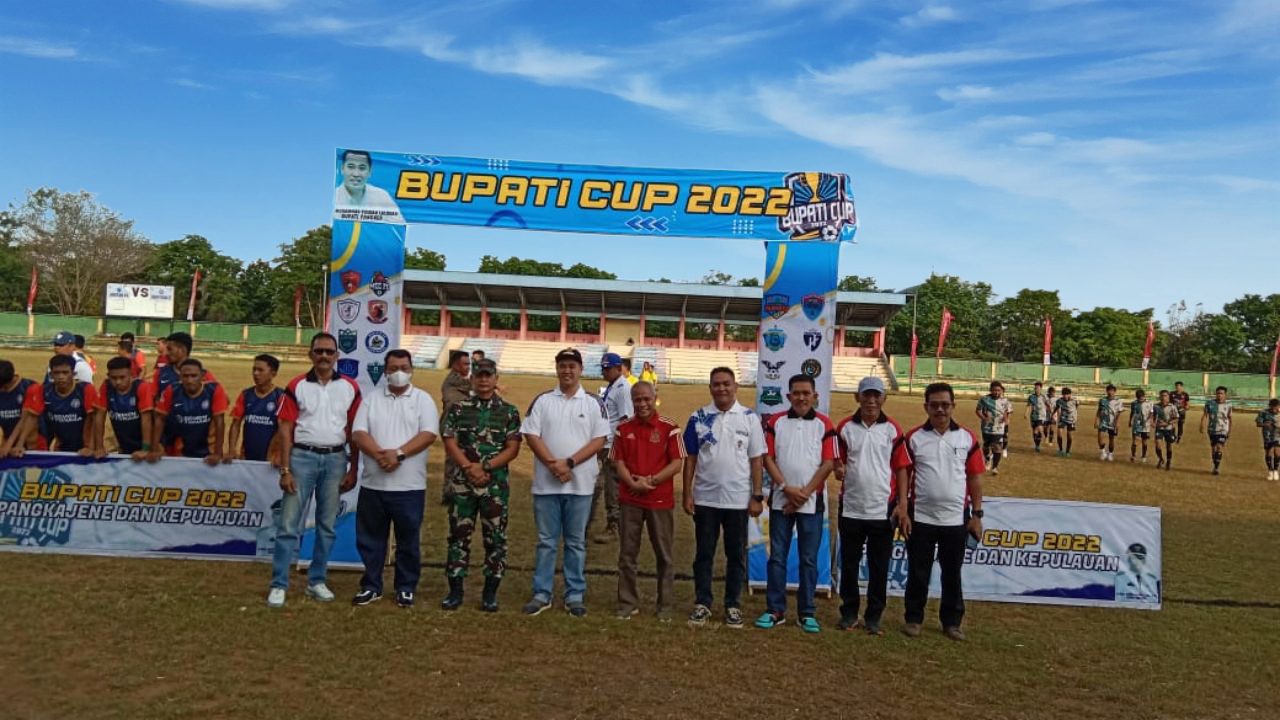 Bupati MYL Resmi Buka Turnamen Sepakbola Bupati CUP 2022
