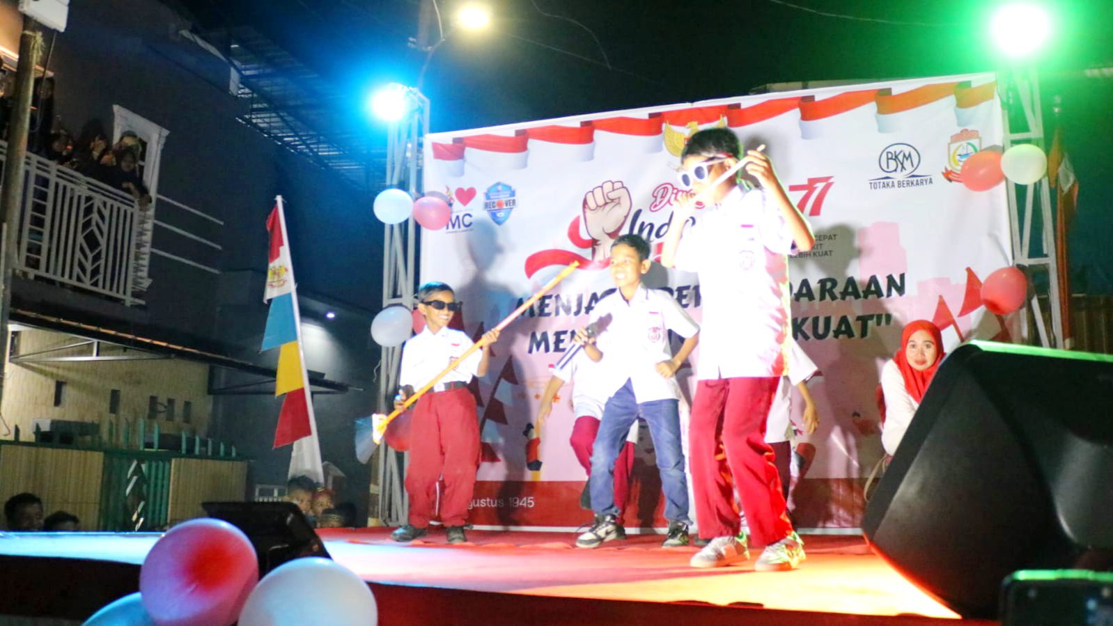 Camat Ujung Tanah Hadiri Pesta Rakyat di Kelurahan Gusung 2 Camat Ujung Tanah Hadiri Pesta Rakyat di Kelurahan Gusung