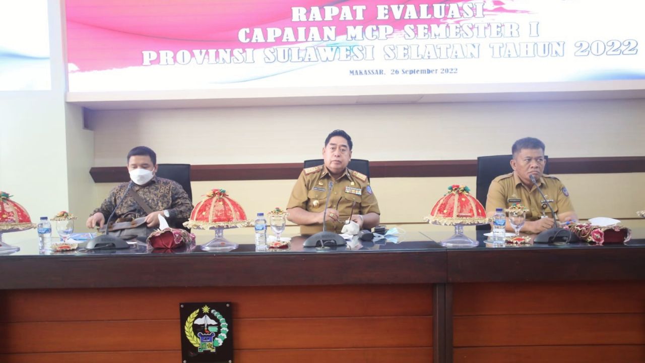 Bersama KPK, Sekda Sulsel Pimpin Rapat Evaluasi Capaian MCP Semester I