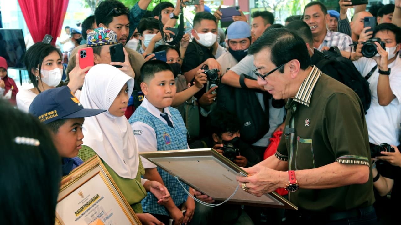 Menkumham RI Takjub Prestasi Pelajar Makassar, Saatnya Wujudkan Inovasi Bekerja