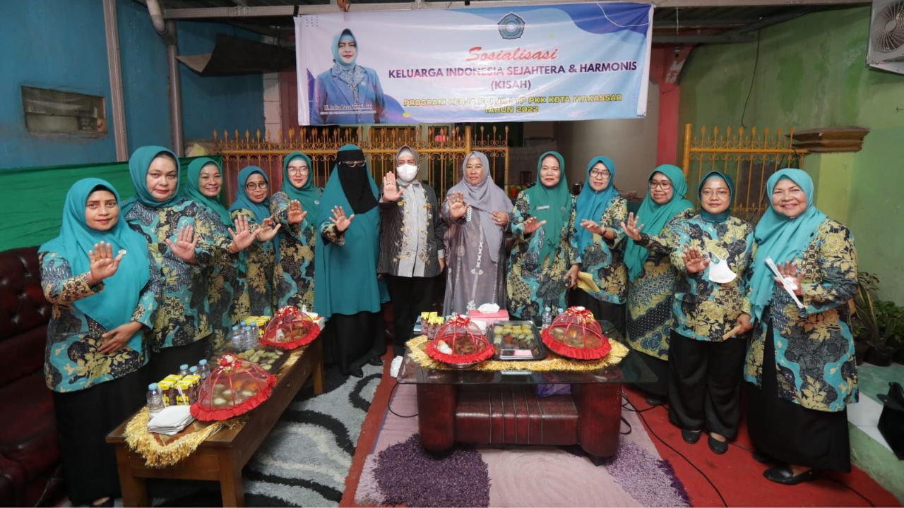 TP PKK Kota Makassar Gelar Sosialisasi Keluarga Indonesia Sejahtera dan Harmonis