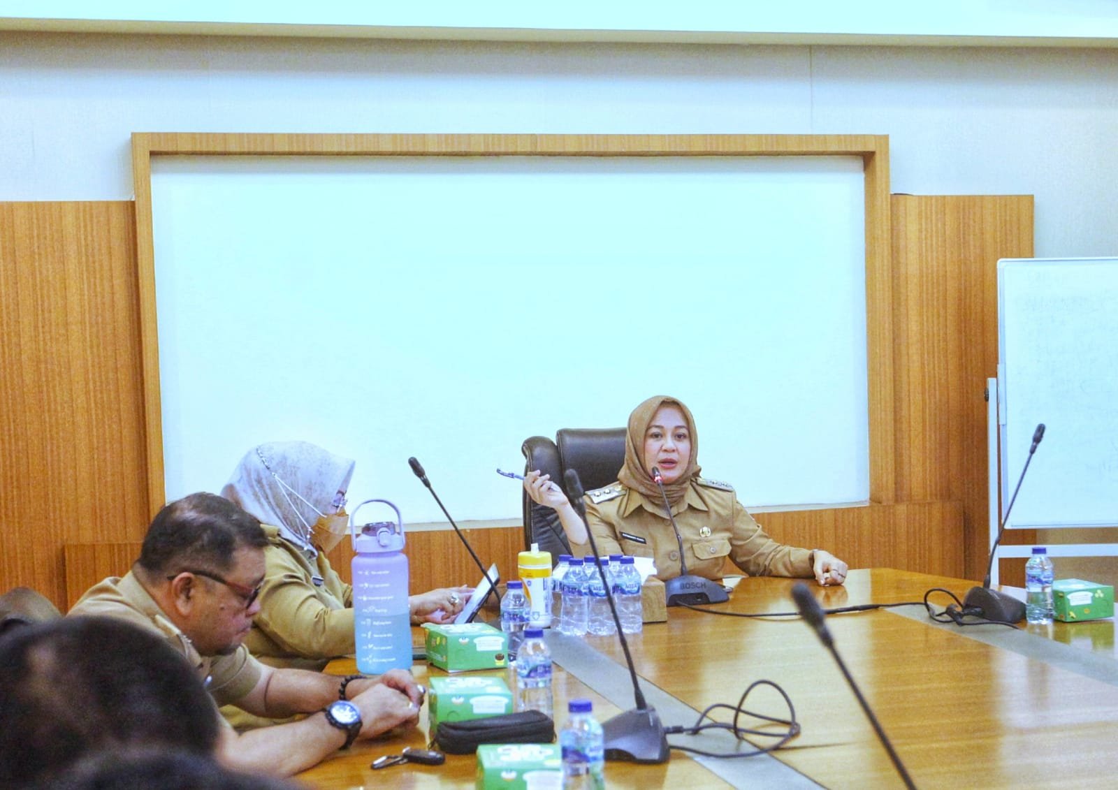 Jelang Penilaian Adipura, Fatmawati Bahas Budaya Bersih Bersama Seluruh Camat