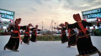 Kesenian Minangkabau Ramaikan Panggung Makassar F8