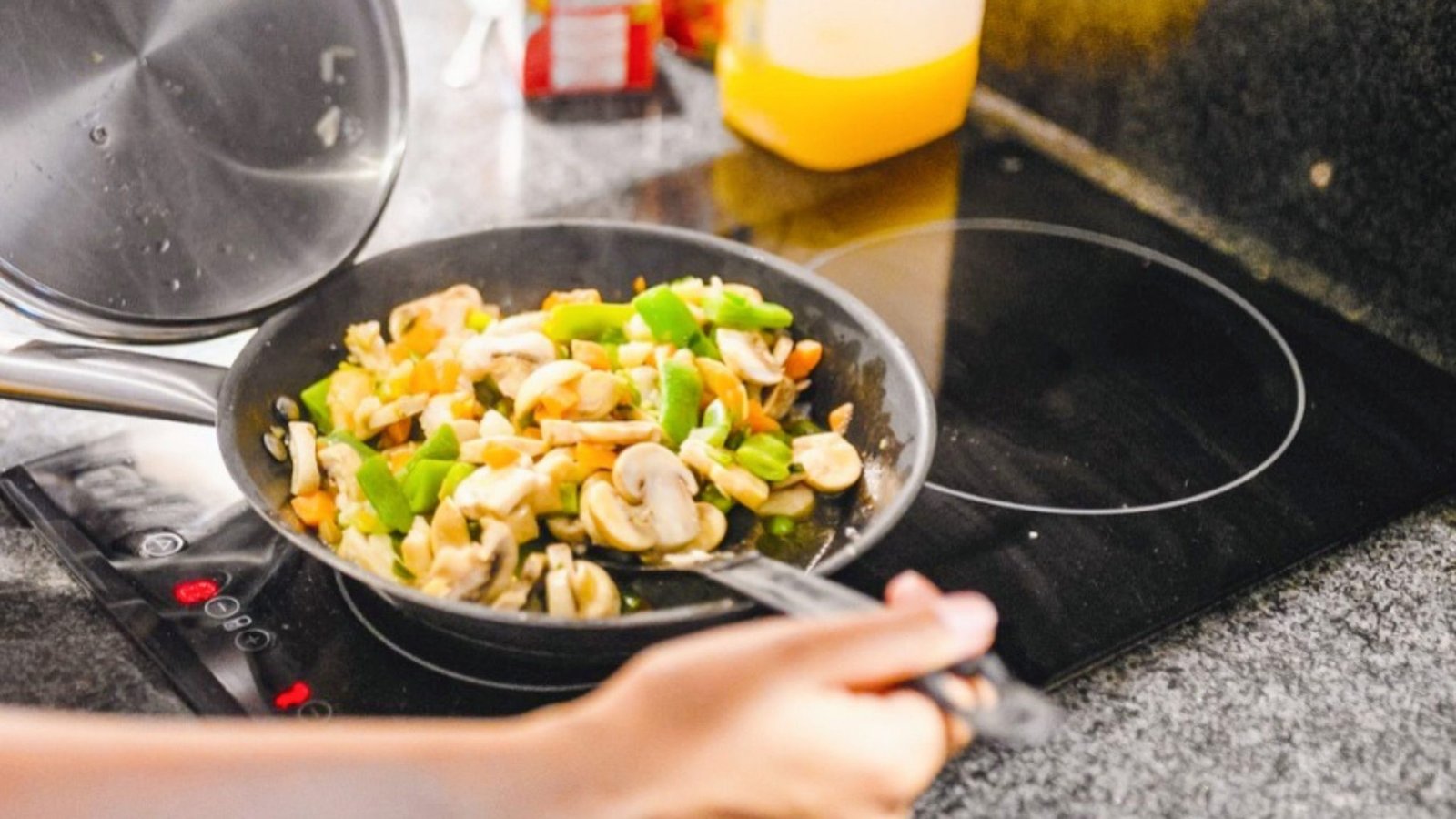 PLN Batalkan Program Kompor Listrik