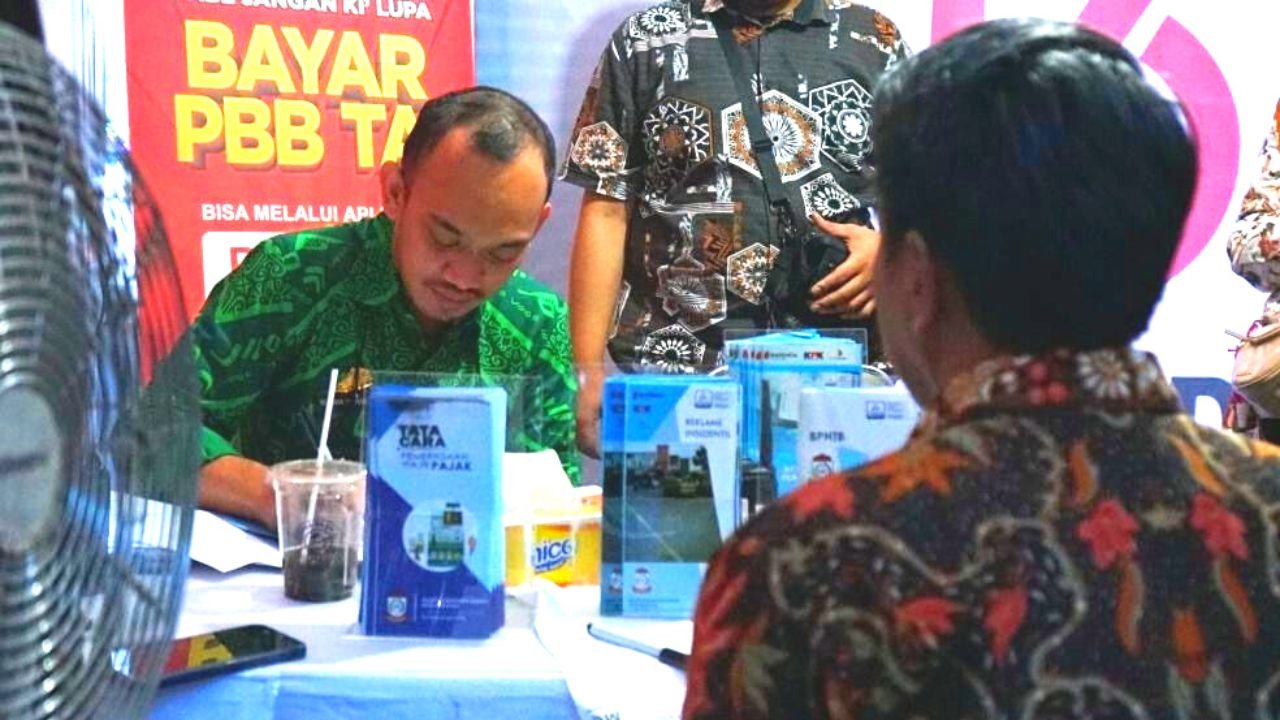 Bapenda Buka Layanan Pembayaran Pajak di Makassar F8