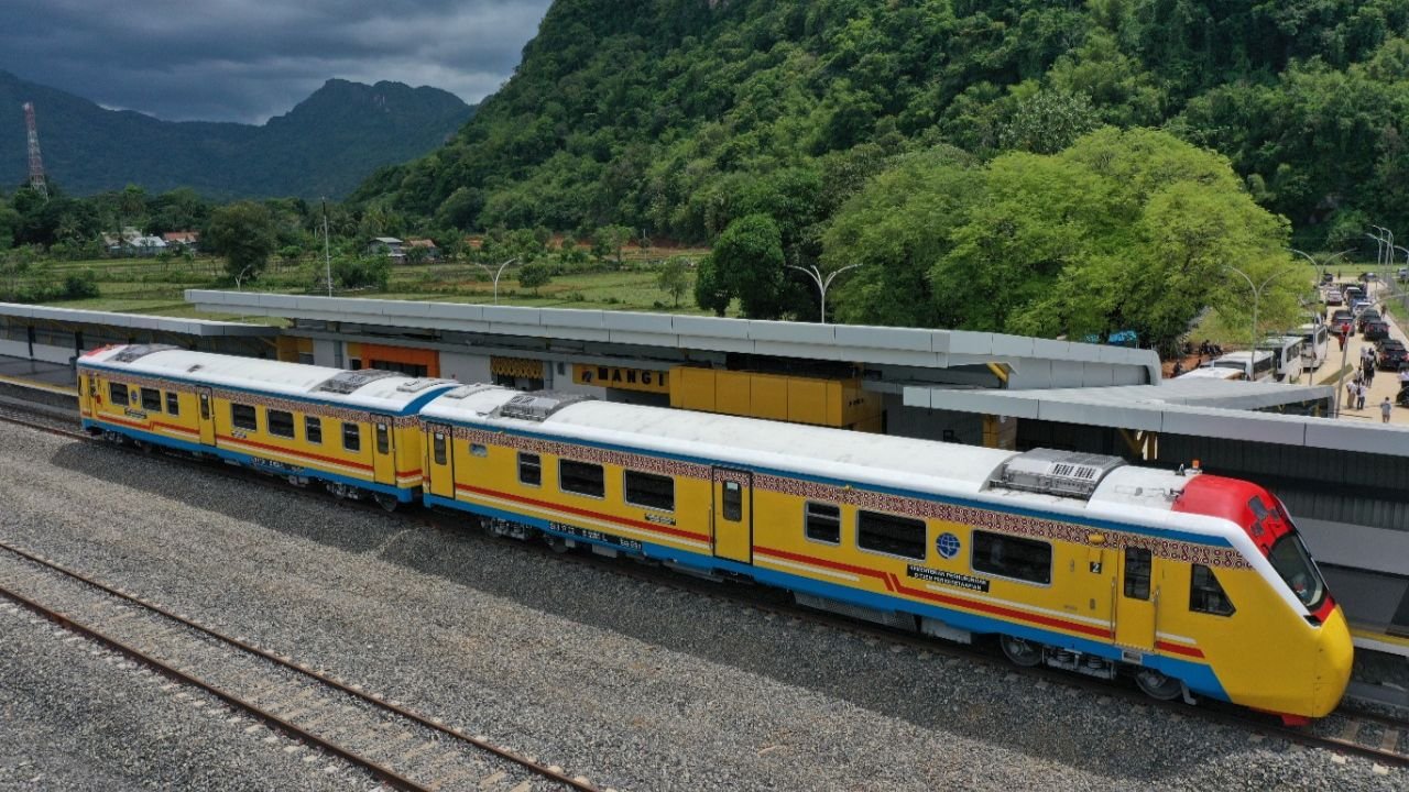 Kereta api di Sulawesi Selatan 