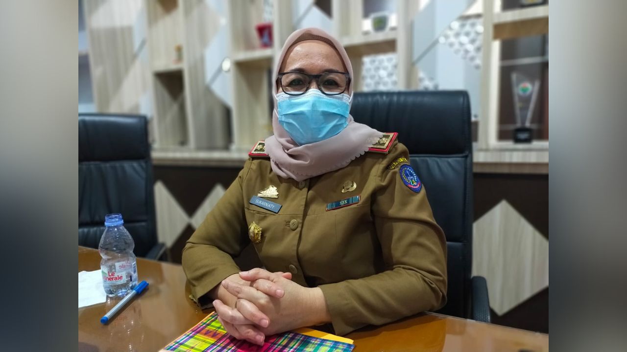 Kepala Dinas Kependudukan dan pencatatan Sipil (Kadisdukcapil) Sulsel Sukarniaty Kondolele