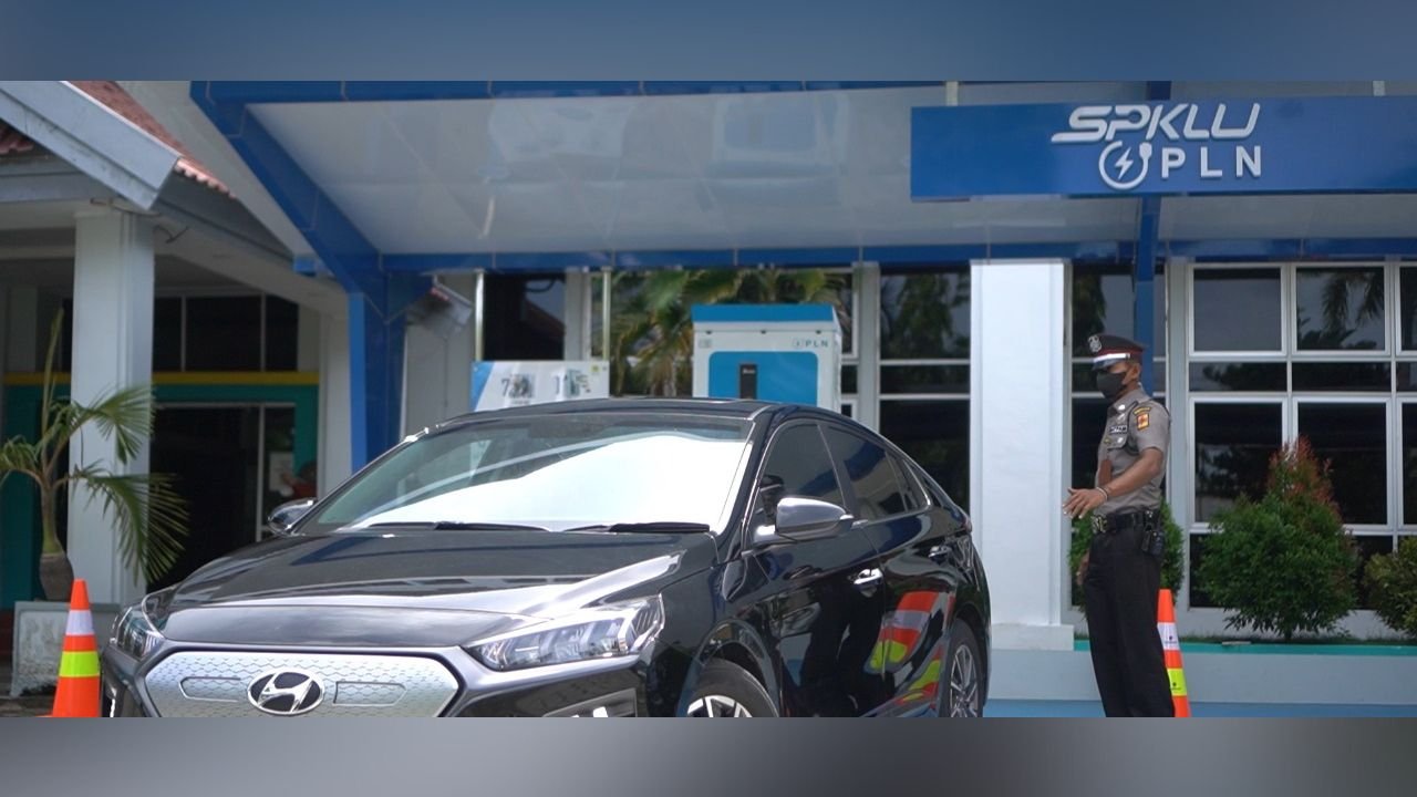 Gubernur Sulsel Pakai Mobil Listrik, PLN Berkomitmen Dukung Ekosistem EV