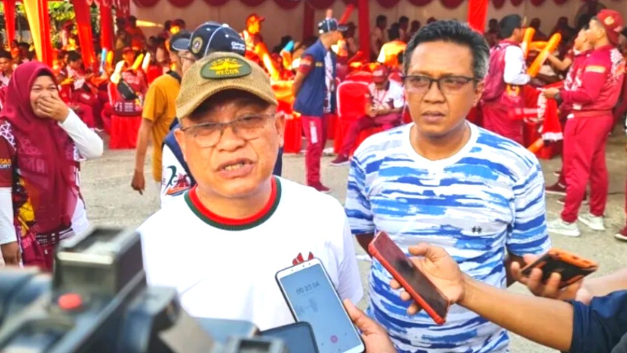 Semangati Cabor Sepakbola di Porpov, Beni Optimis Raih Medali Emas