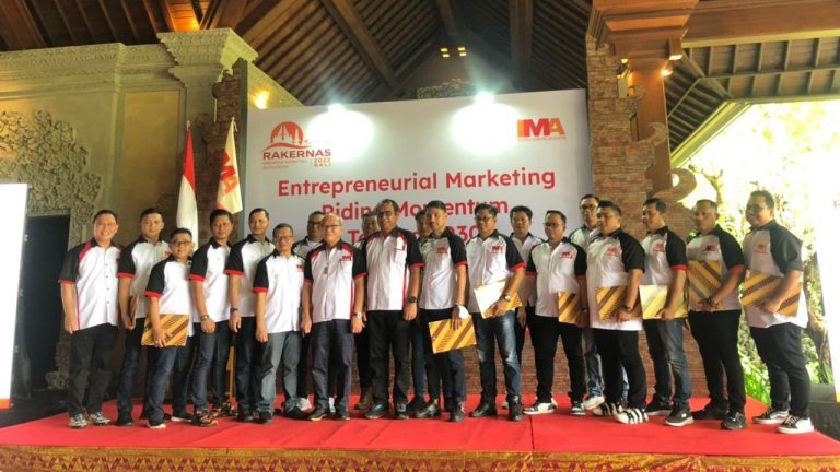 Presiden IMA Makassar dilantik dalam Rakernas di Ubud Bali