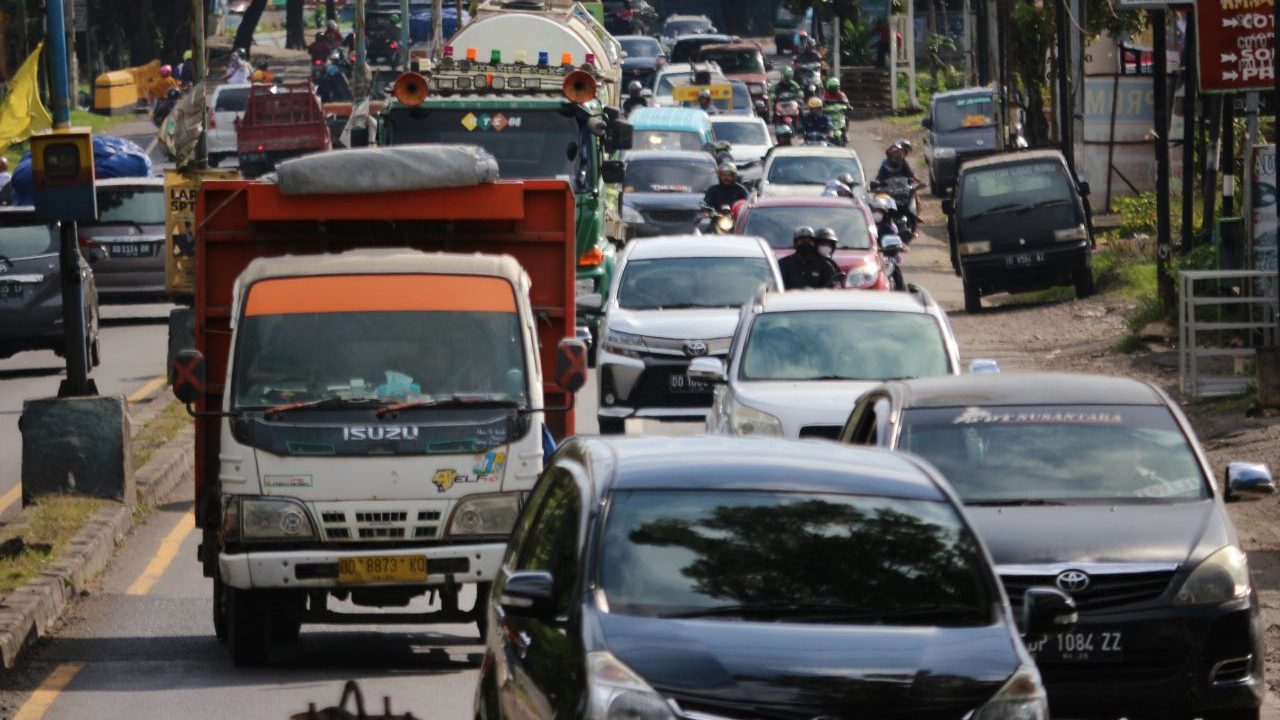Bapenda Sulsel Hapuskan Denda Pajak dan Progresif Kendaraan Pelat Kuning