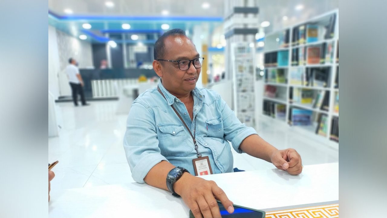 Hasan Sijaya, Kepala Dinas Perpustakaan dan Kearsipan Provinsi Sulawesi Selatan.