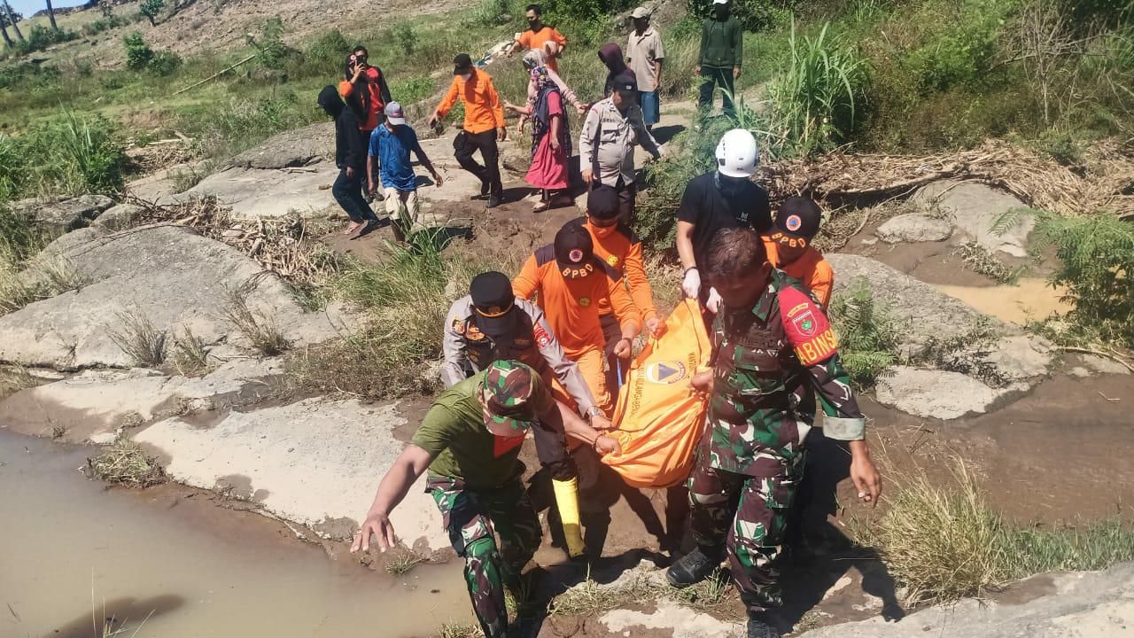 Jenazah Warga Bantaeng Korban Longsor Rumbia Jeneponto Ditemukan di Sungai Paitana 2 Jenazah Korban Longsor Rumbia Jeneponto Warga Bantaeng Ditemukan di Sungai Paitana