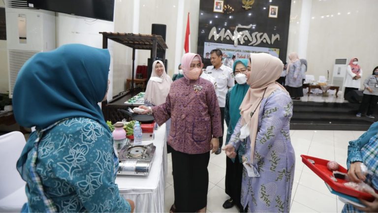 Buka Lomba Masak B2SA Indira Yusuf Imbau Sajikan Menu Bergizi 8 Buka Lomba Masak B2SA Indira Yusuf imbau Sajikan Menu Bergizi