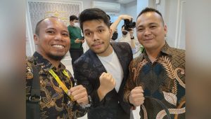 Thariq Halilintar Mengaku Terpukau dengan Desain Interior Bening’s Clinic Mangga Besar!