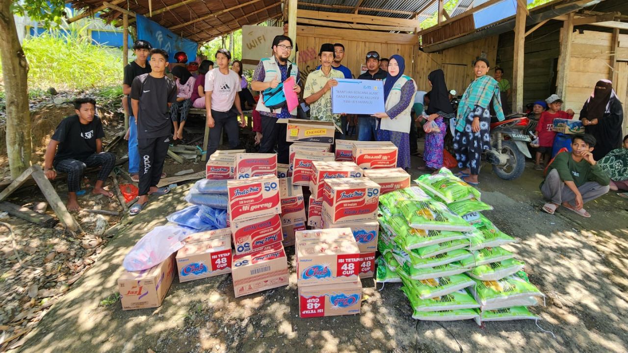 PLN Gerak Cepat Pulihkan Listrik Pasca Banjir dan Longsor di Mamuju dan Toraja Utara