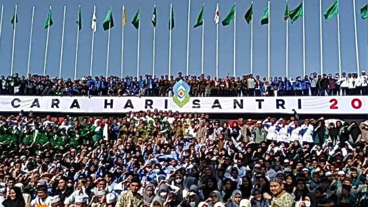 CSSMORA UINAM Usung Tema 'Budaya Menjaga Martabat Kemanusiaan' di Hari Santri 2022