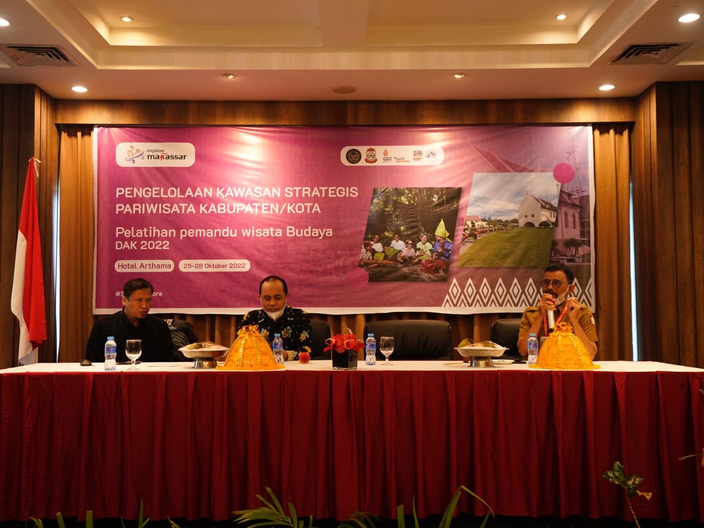 Dinas Pariwisata Makassar Adakan Pelatihan PemanDinas Pariwisata Makassar Adakan Pelatihan Pemandu Wisata Budaya 2022du Wisata Budaya 2022