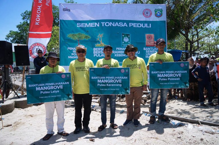 Peduli Ekosistem Laut, PT Semen Tonasa Menanam Total 150 Ribu Mangrove dan Bersih² Pulau dari Sampah Plastik 8 Peduli Ekosistem Laut, PT Semen Tonasa Menanam Total 150 Ribu Mangrove dan Bersih² Pulau dari Sampah Plastik