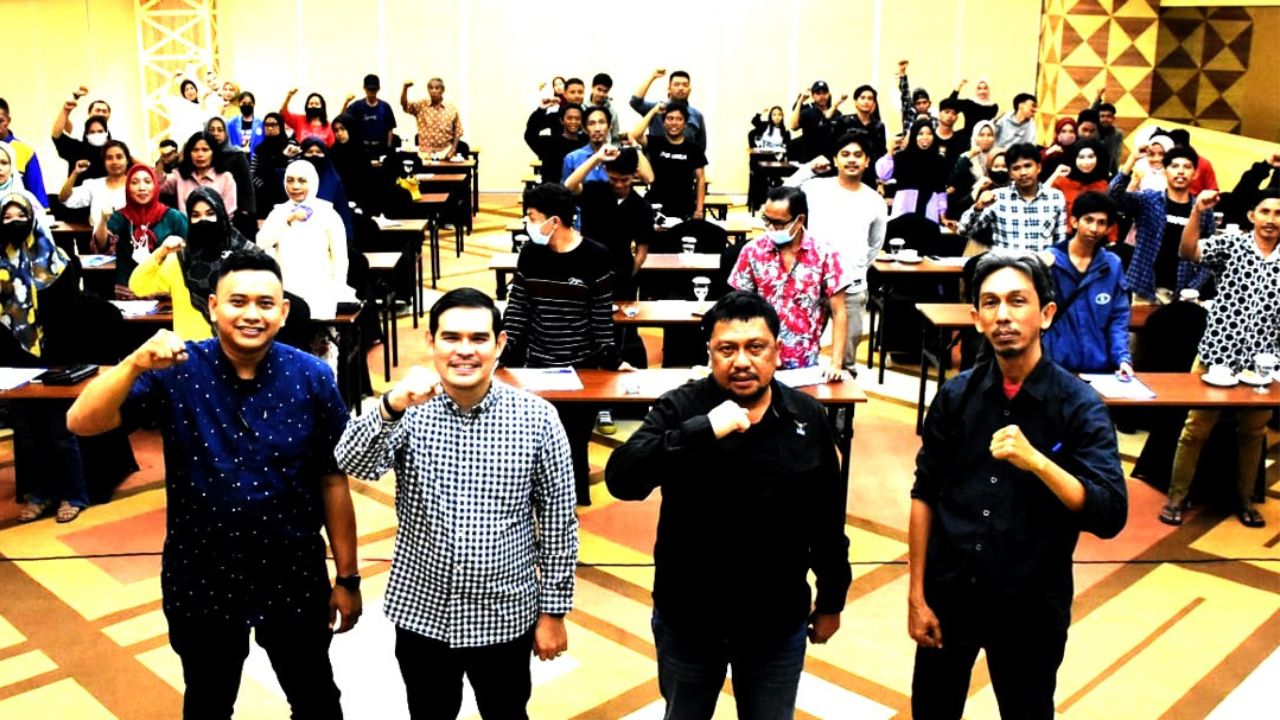Arifin Dg Kulle Minta Anak Muda Ambil Peran di Tengah Masyarakat