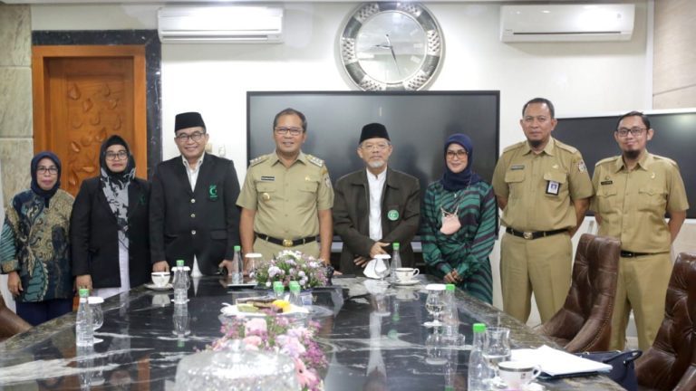 Walkot Danny Hadirkan Program Perkuatan Keimanan Ummat, Harapkan Sinergitas Menjaga Makassar 3 Walkot Danny Hadirkan Program Perkuatan Keimanan Ummat, Harapkan Sinergitas Menjaga Makassar