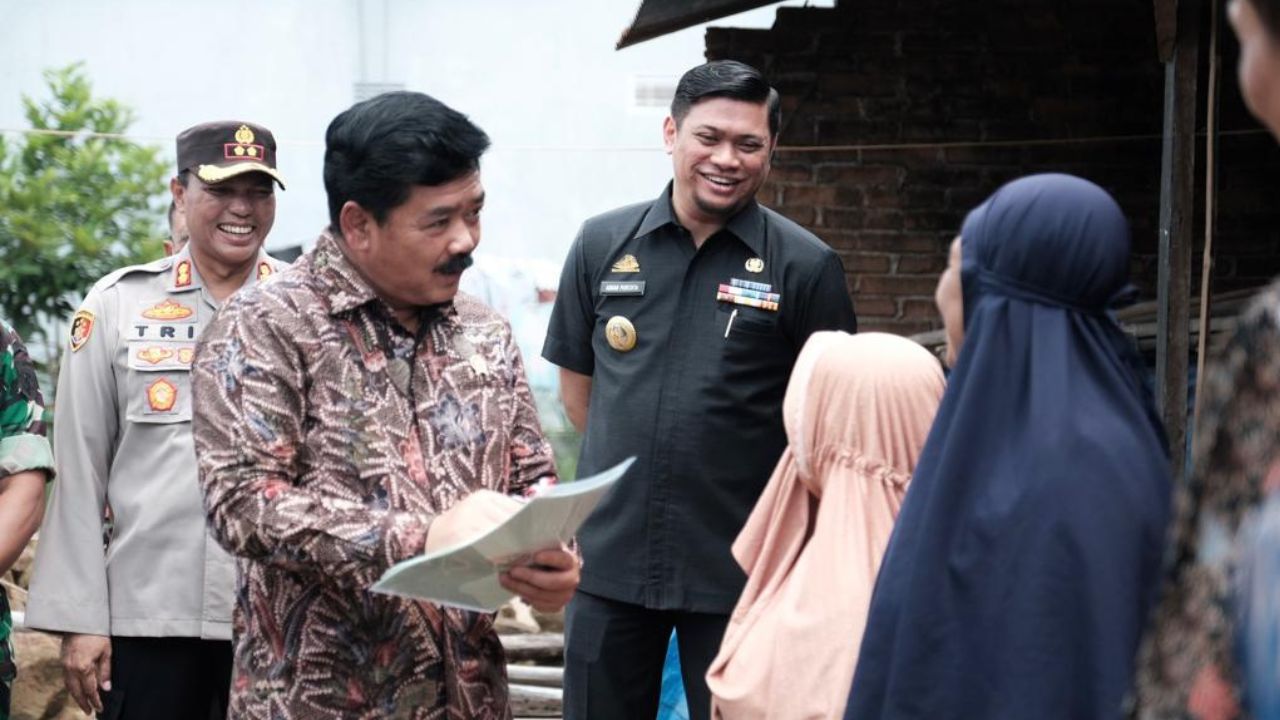 15 Warga Bajeng Terima Sertifikat Tanah, Desember 2022 Target Rampung 18.000 Bidang