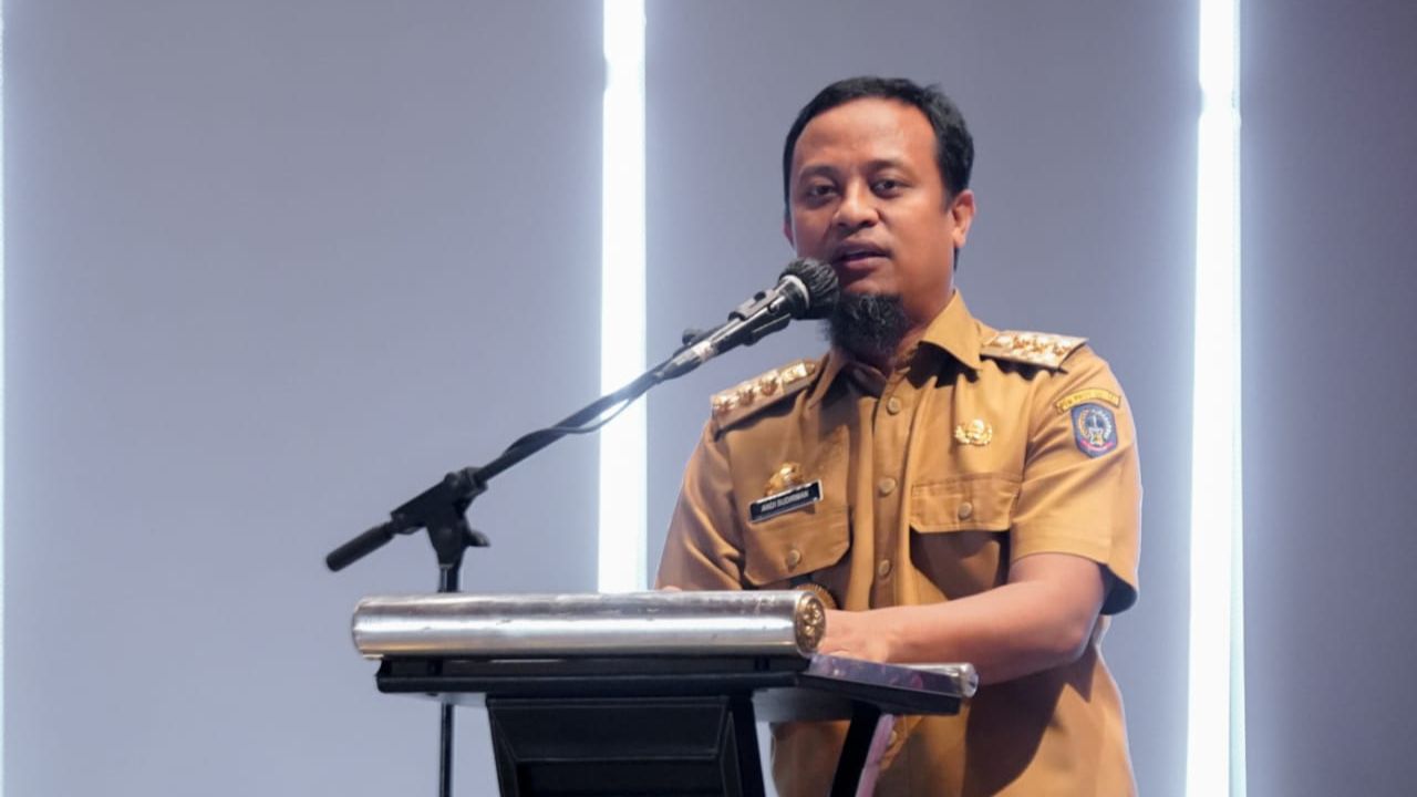Gubernur Sulawesi Selatan Andi Sudirman Sulaiman
