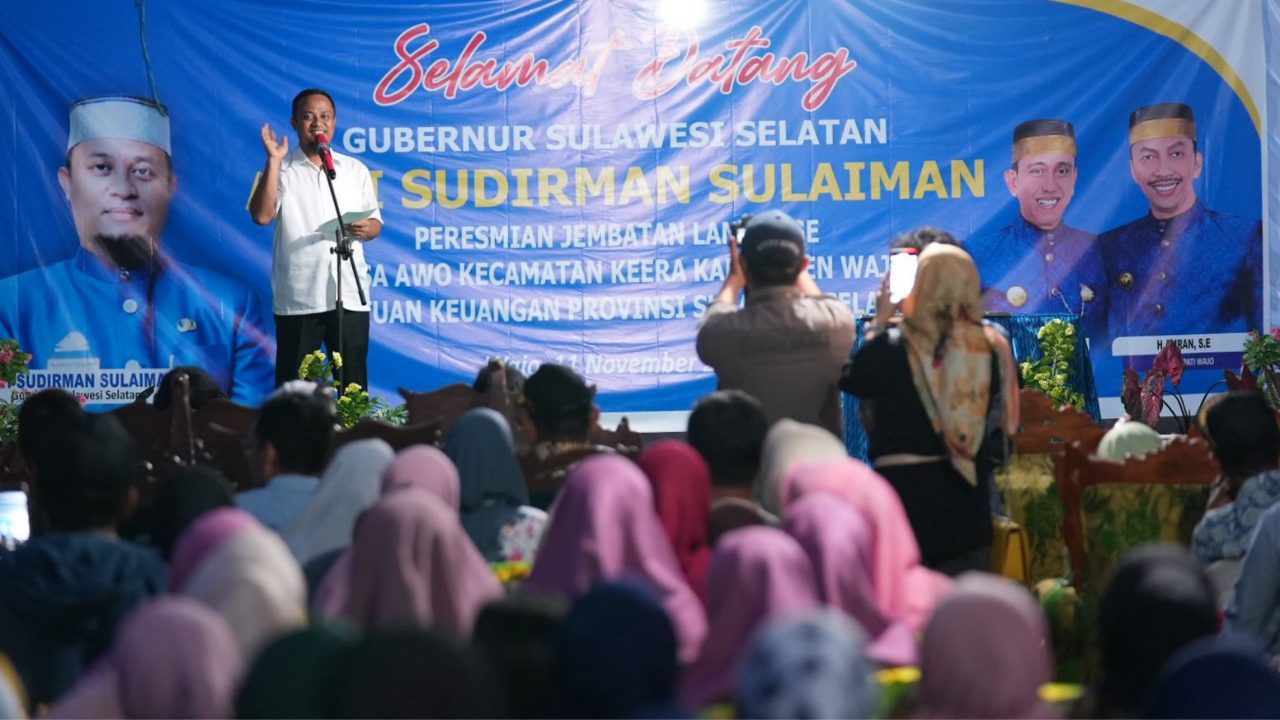 Di Sela Kunker di Wajo, Andi Sudirman Dengarkan Aspirasi Kades dan Tokoh Masyarakat 3 Di Sela Kunker di Wajo, Andi Sudirman Dengarkan Aspirasi Kades dan Tokoh Masyarakat