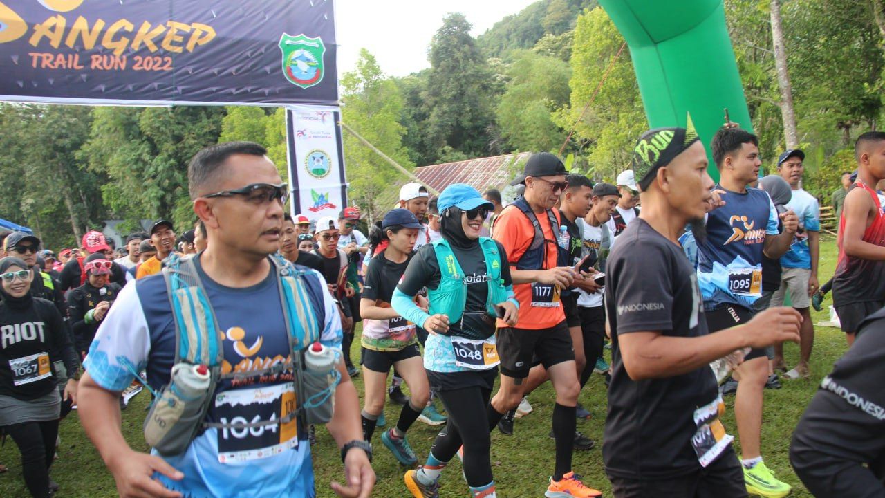 Trail Run 2022, Dandim Pangkep Ikut Jajal Jalur Extrim Bersama 200 Pelari 2 Trail Run 2022, Dandim Pangkep Ikut Jajal Jalur Extrim Bersama 200 Pelari