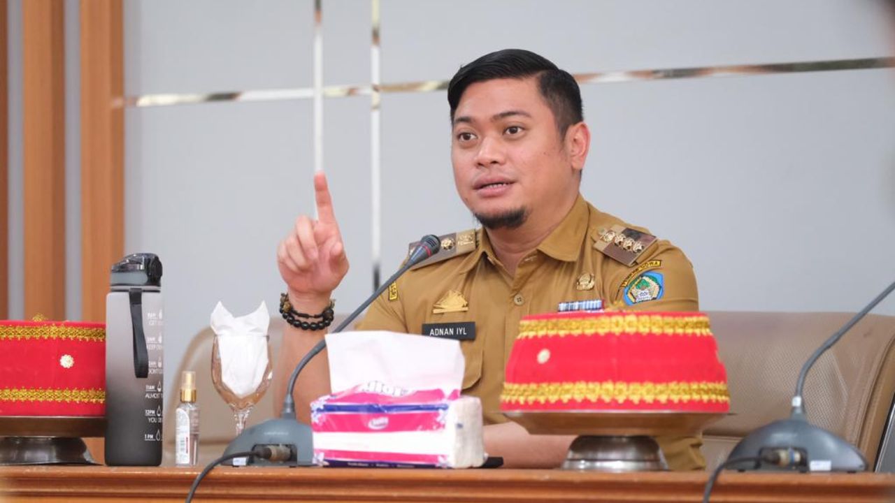 Bupati Gowa Adnan Purichta Ichsan