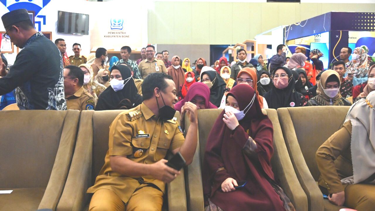 TP PKK Sulsel Buka Stand untuk UMKM di PRS 2022