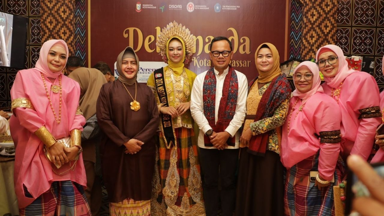 Ketua APEKSI Bima Arya, Borong Bumbu Khas Instan Makassar