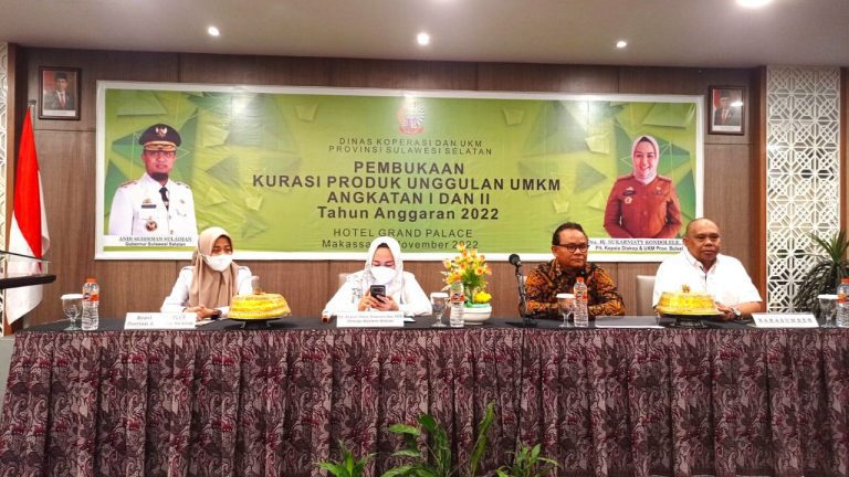 Buka Kegiatan Kurasi Produk Unggulan UMKM, Sukarniaty Tekankan Pentingnya Desain Kemasan yang Baik 6 Buka Kegiatan Kurasi Produk Unggulan UMKM, Sukarniaty Tekankan Pentingnya Desain Kemasan yang Baik