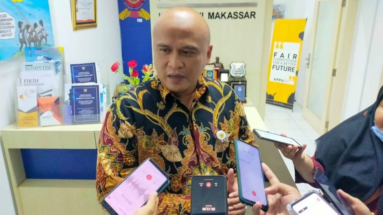 27 Pelaku Usaha Minyak Goreng Kemasan Diperiksa KPPU Makassar 8 Hilman Pujana, Kakanwil VI KPPU Makassar