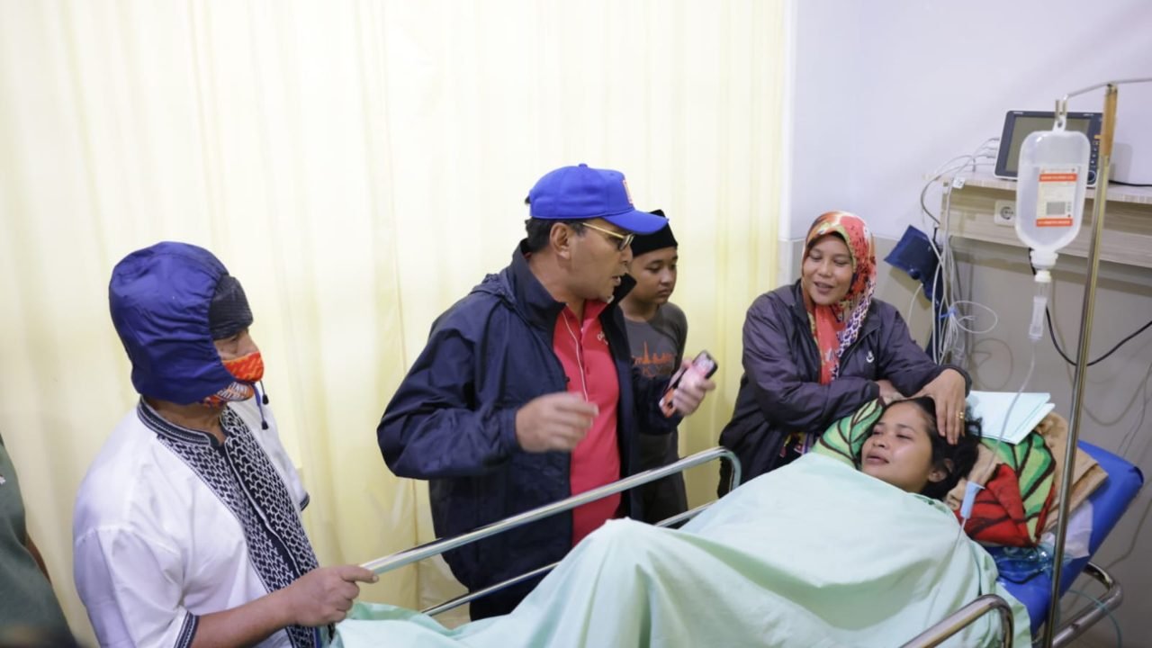 Pemkot Makassar Tanggung Biaya Pengobatan Lima Korban Pohon Tumbang