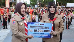Imbau Fokus Berlatih, Fatmawati Rusdi Tutup Lomba Tingkat II Kwarran Tiga Kecamatan