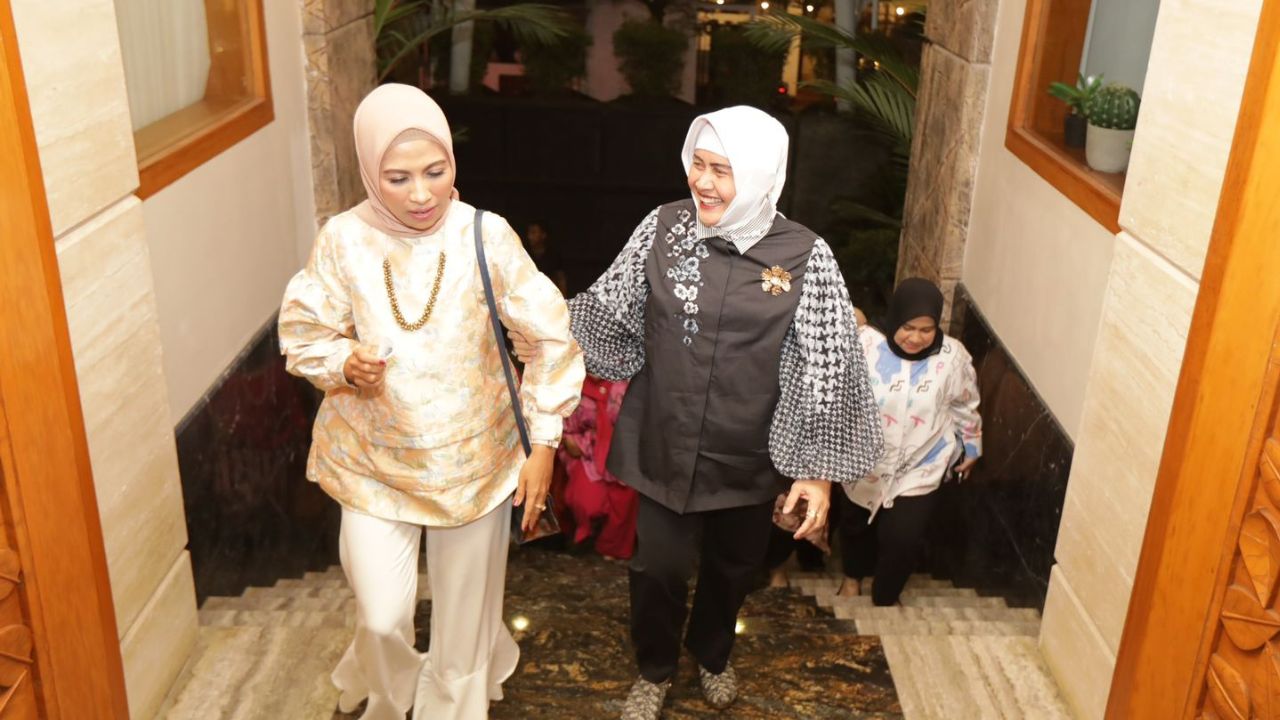 Indira Yusuf Ismail Terima Kunjungan Rombongan Dekranas Pusat 2 Jamu Kabid Manajemen Usaha Dekranas Pusat, Indira Yusuf Ismail Kenalkan Lorong Wisata