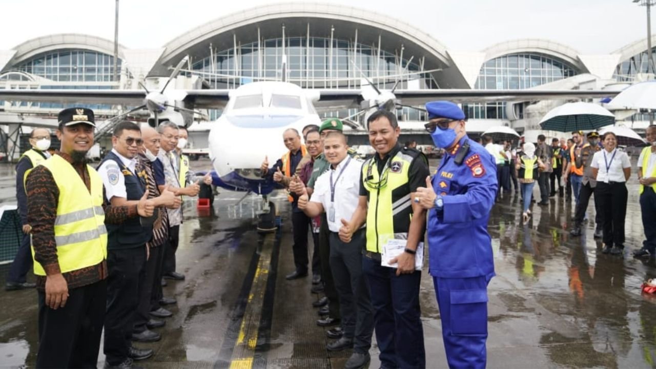Berkat Bantuan Keuangan Pemprov, Bandara Arung Palakka Kembali Beroperasi