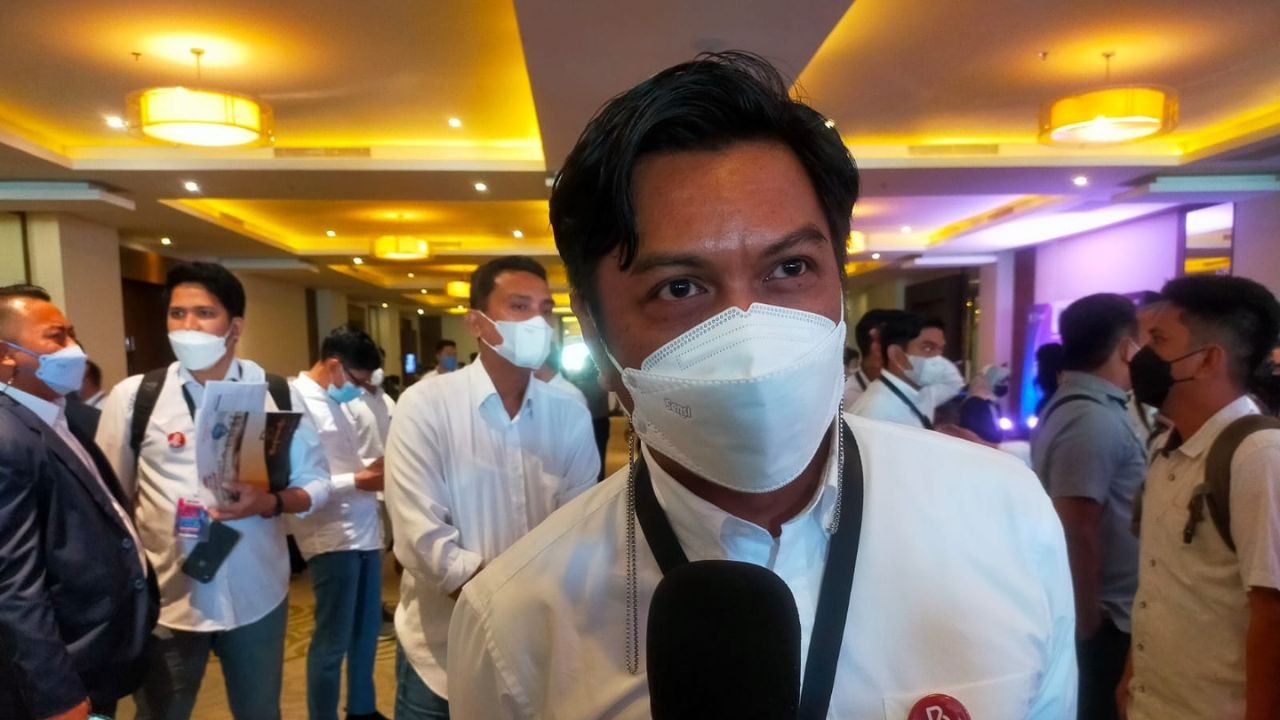 Kepala Bapenda Makassar Firman Pagarra