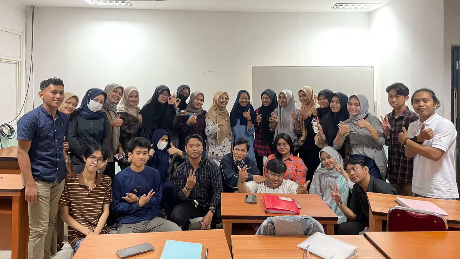 Owner Rumah Jamurku Berbagi “Success Story” Pada Mahasiswa ITB Nobel