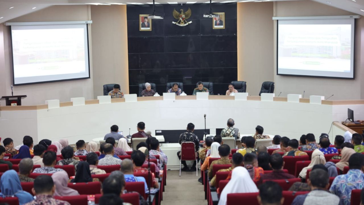 Kendalikan Inflasi, Ratusan Kontainer Makassar Recover Bakal Jadi Lokasi Pasar Murah