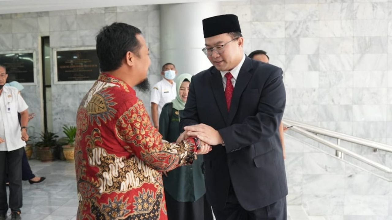 Gubernur Sulsel Hadiri Pelantikan Rektor IPB Prof. Arif Satria