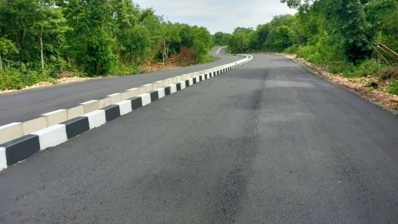 Ruas Tongkarayya-Goa Passea di Bulukumba Segera Dituntaskan Gubernur Andalan