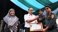 Wali Kota Danny Terima Penghargaan Pengamanan, Penegakan Hukum Lingkungan Hidup dan Kehutanan dari KLHK