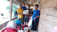 Gubernur Sulsel Salurkan Bantuan ke Korban Kebakaran dan Angin Puting Beliung di Toraja
