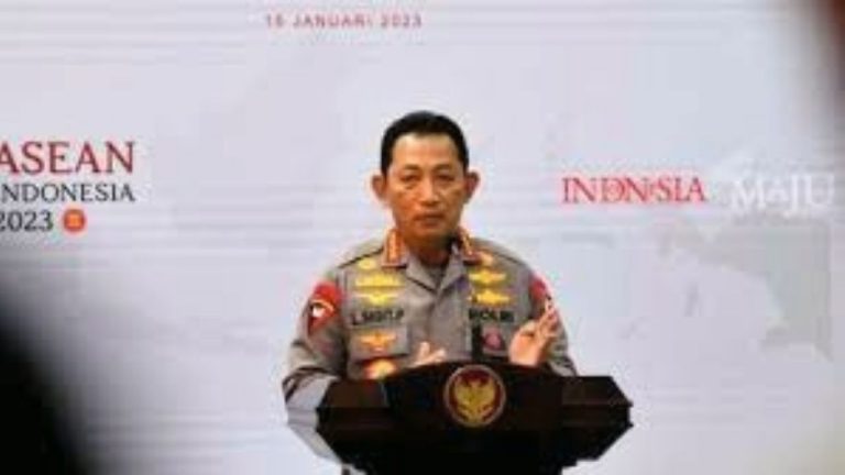 Polri Amankan 71 Pelaku Perusakan dan Menetapkan 17 Tersangka Kerusuhan Morowali Utara 3 Polri Amankan 71 Pelaku Perusakan dan Menetapkan 17 Tersangka Kerusuhan Morowali Utara
