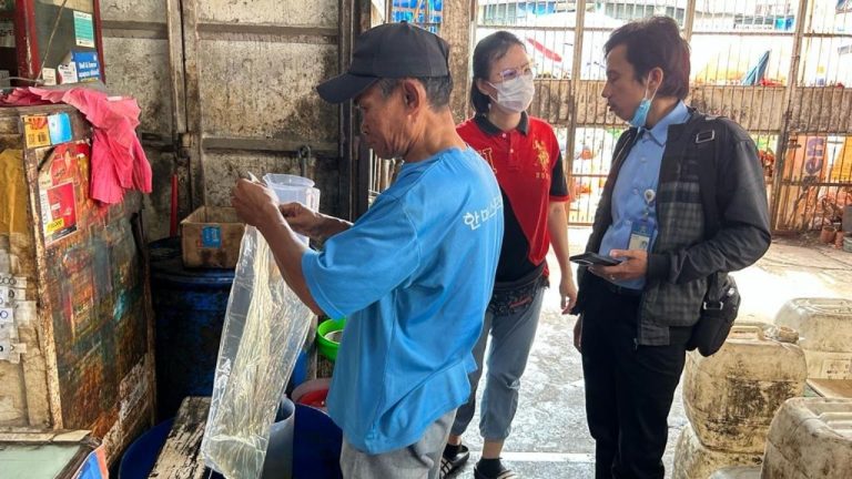 Pantau Pasar, KPPU Temukan Migor "Kita" Dijual Diatas HET 7 Pantau Pasar, KPPU Temukan Migor "Kita" Dijual Diatas HET