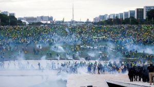 Presiden Brasil Tinjau Kehancuran Pasca Aksi Protes di Ibu Kota