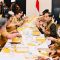 Presiden Jokowi Berbaur dengan Para Gubernur Menghabiskan Hidangan Nasi Kotak