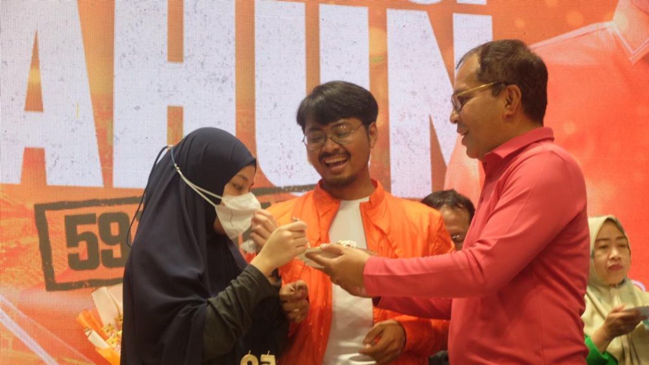 Penyandang Disabilitas Hadir Doakan Danny Pomanto di Usia ke -59 Tahun 3 Penyandang Disabilitas Hadir Doakan Danny Pomanto di Usia ke -59 Tahun